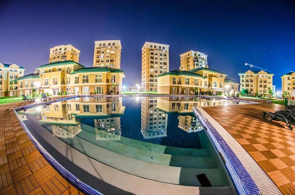 Modern Apartment With Pool In North Bucharest Cretuleasca Kültér fotó